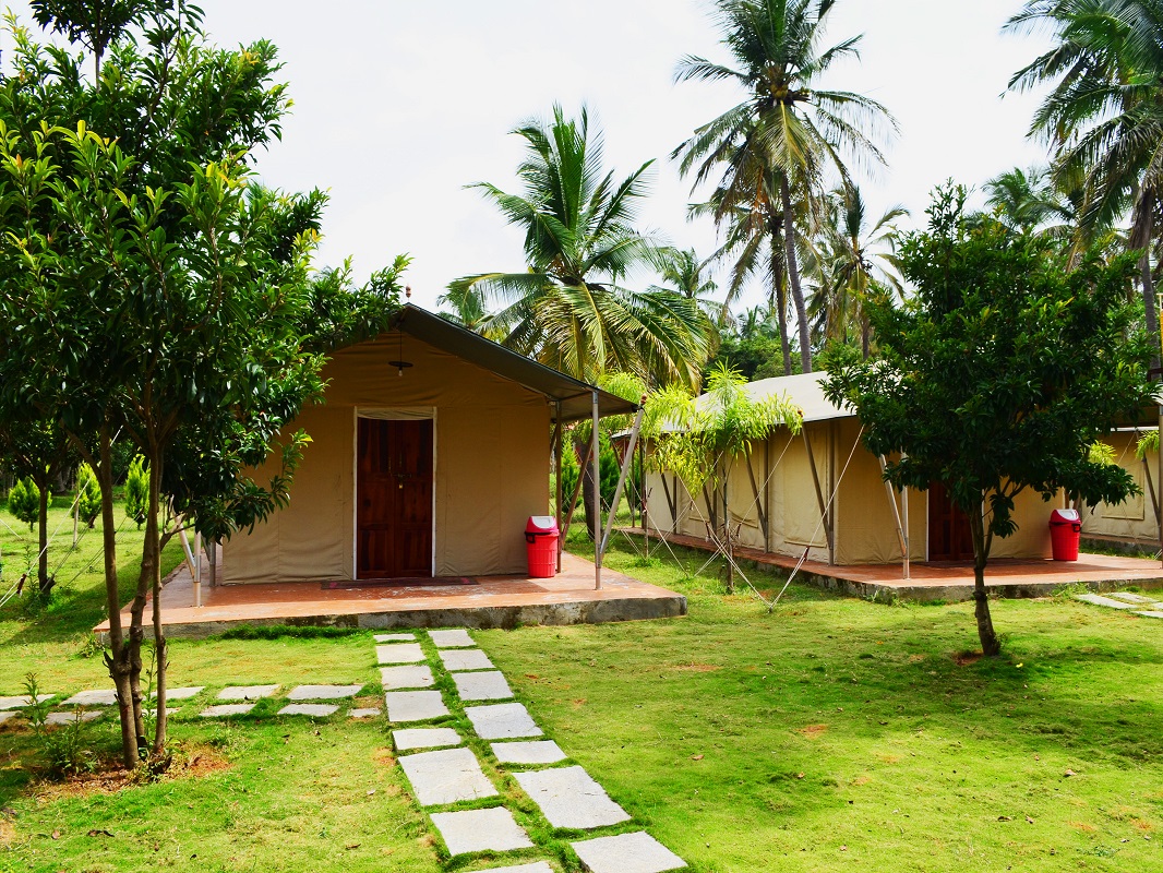 Five budget Resorts in Bangalore with price. The Gari Resorts