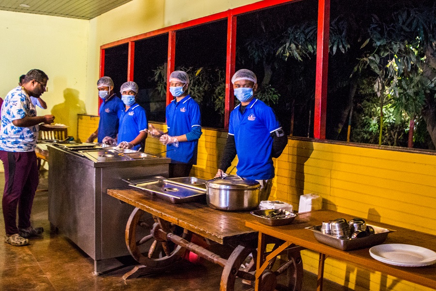 Buffet Dining