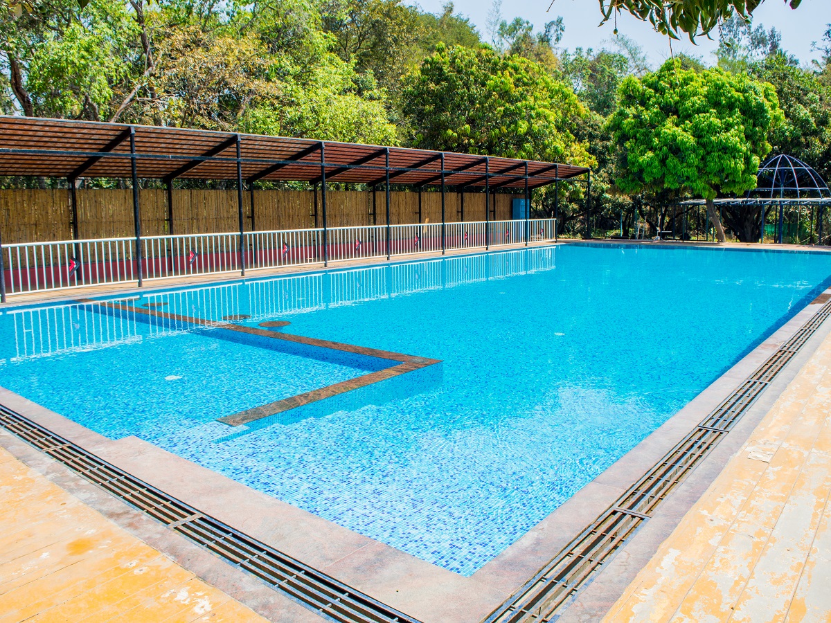 Team Outing Places with Swimming Poll Around Bangalore