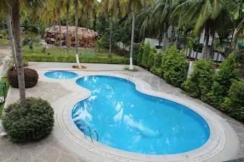 Swimming Pool at Kanakapura Resorts